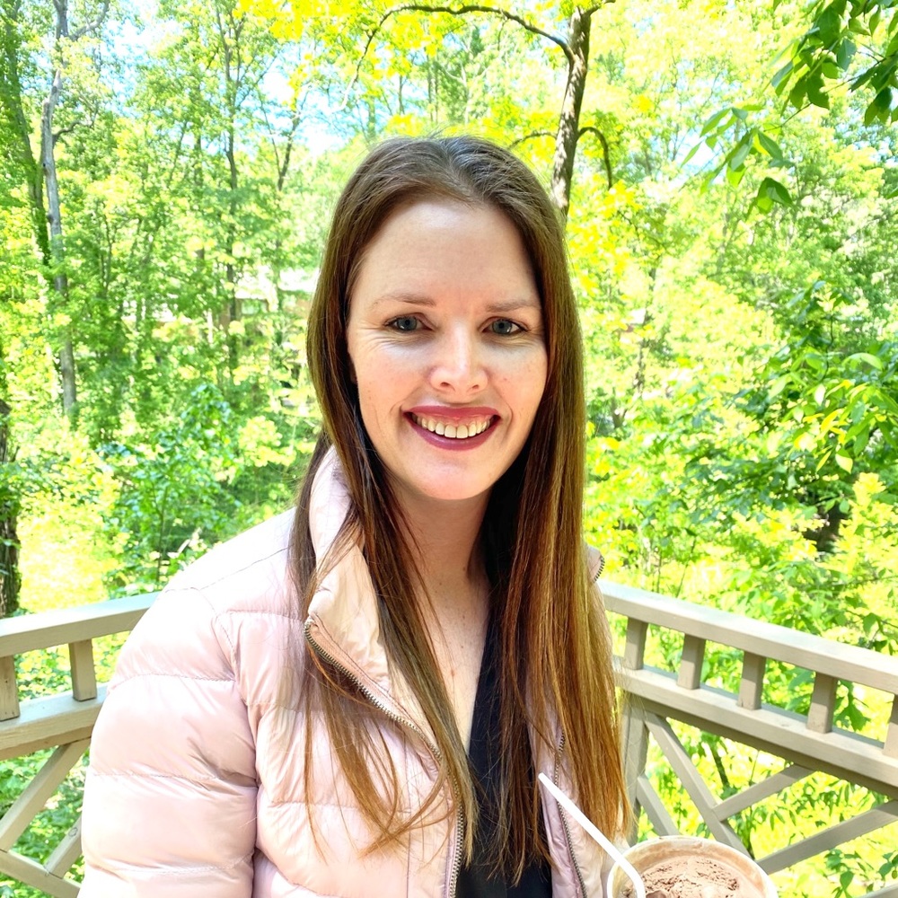 Meet your Posher, Carla